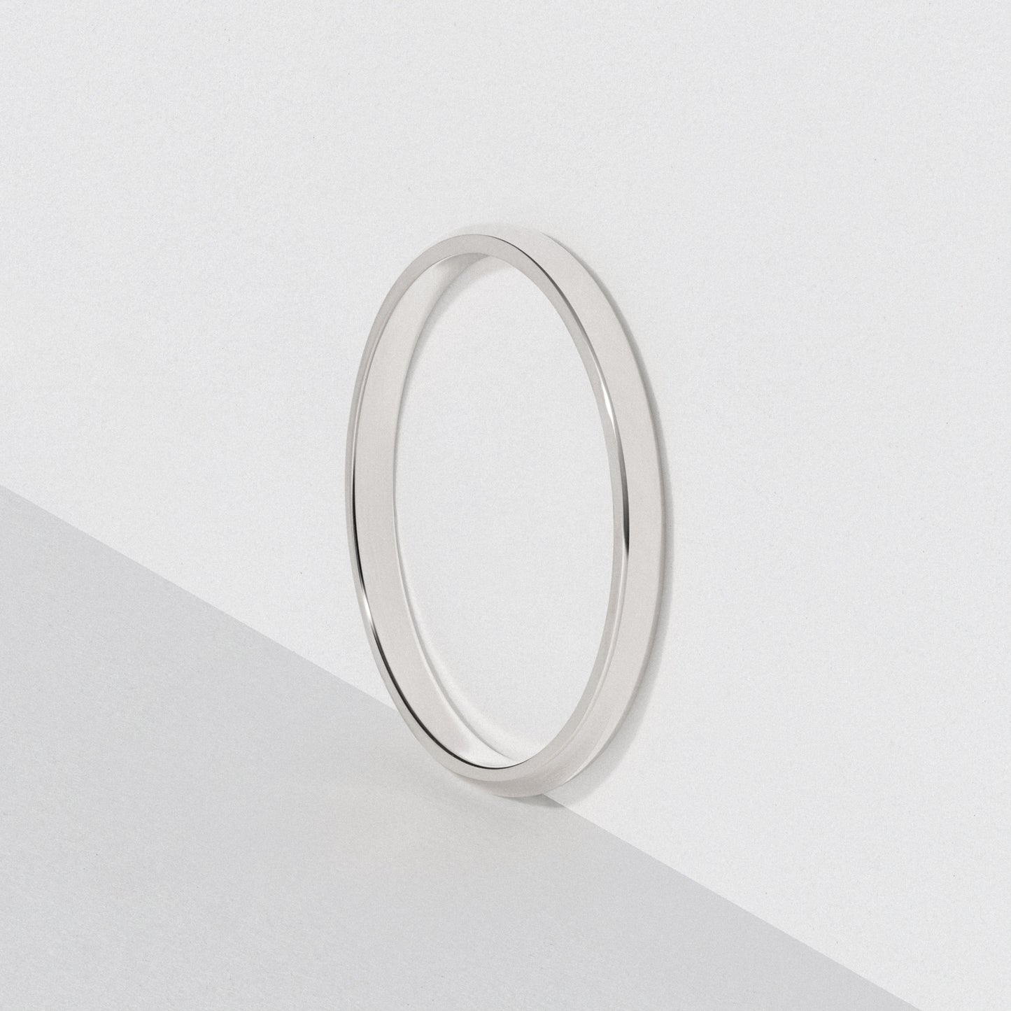 Platinum Classic Wedding Band - Polished 1.5mm